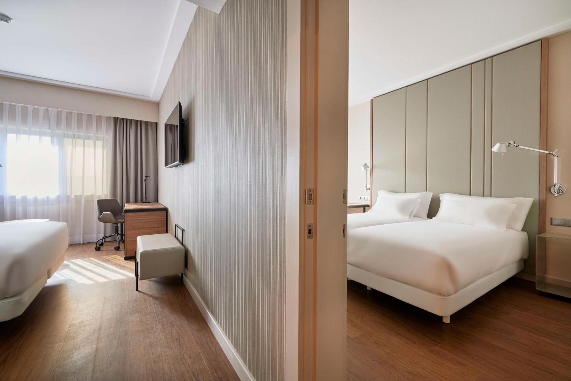 Family Connecting Room (3 Adults + 1 Child)